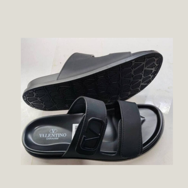 Tongs Valentino Garavani Homme Noires